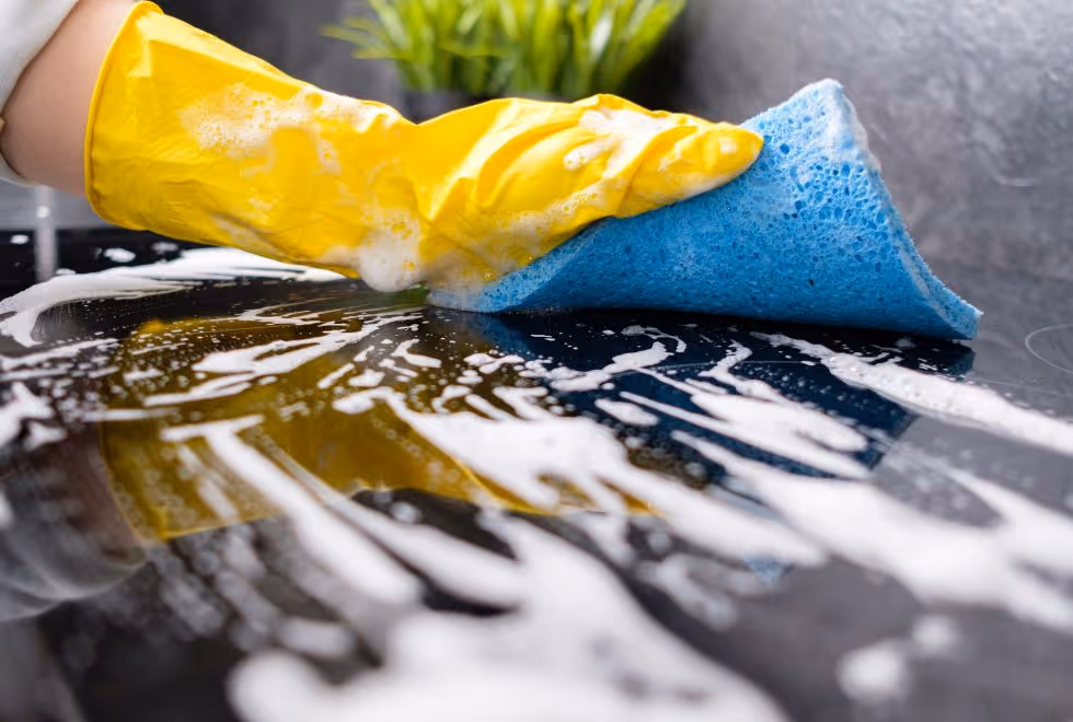 🧹 จ้างแม่บ้านผ่านบริการจัดหา: ปลอดภัยและสะดวกกว่าจ้างเองอย่างไร?